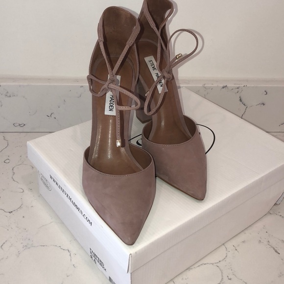 steve madden pampered pumps